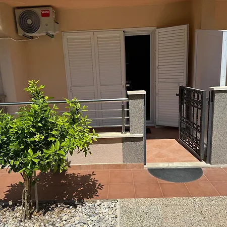 Katini Dvori Makarska